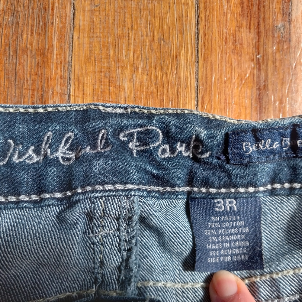 JEANS - Picture 4 of 5